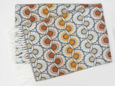 Szal z motywem roślinnym, beż 230