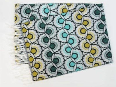 Szal z motywem roślinnym, zielony 230