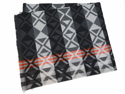 Szal wełniany w geometryczny wzór, grafit 245