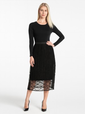 Spódnica z plisowanej koronki z elastycznym pasem 283