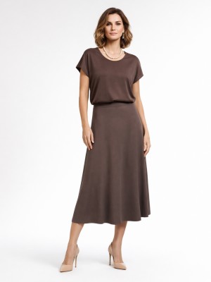 Spódnica trapezowa midi brązowa 286