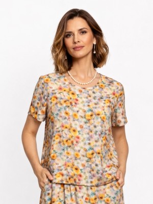 Bluzka z krótkim rękawem w kwiaty 5209