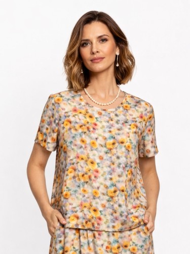 Bluzka z krótkim rękawem w kwiaty 5209