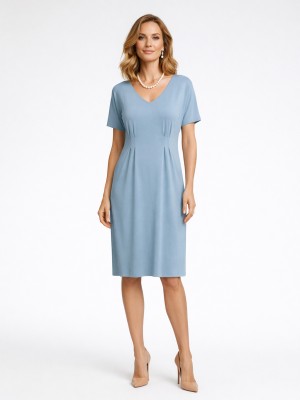 Sukienka z zaszewkami w talii z miękkiej dzianiny niebieska 109