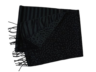 Szal w modny wzór czarny 111