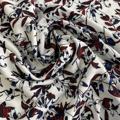 Tkanina wiskozowa w kwiaty biała WI8