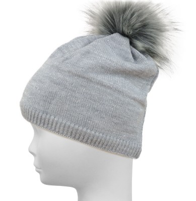 Czapka z błyszczącą przędzą, szara 037