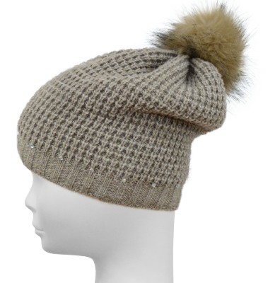 Czapka z kryształkami i pomponem, beżowa 032