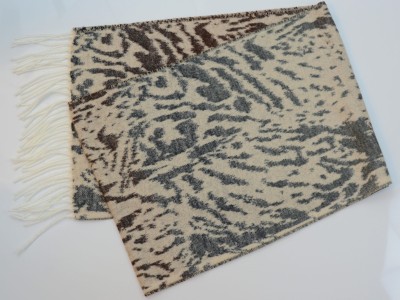 Szal z motywem zwierzęcym, brąz 208